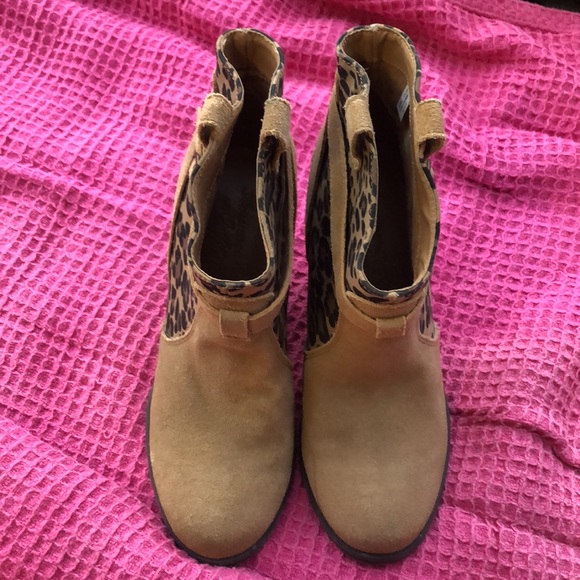 American Eagle women’s boots size 7 - Picture 4 of 5